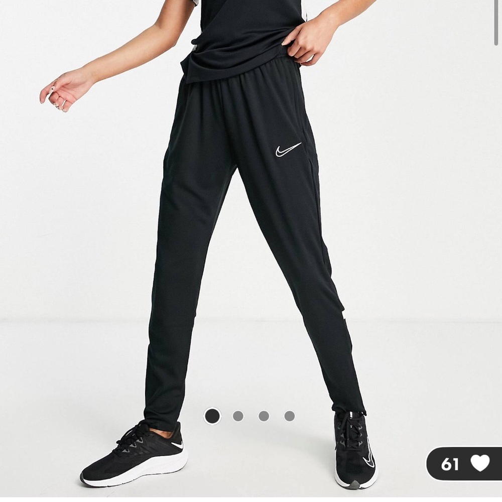 NWT: Nike Size Medium: Soccer Academy Dri-Fit pants in black with white logo